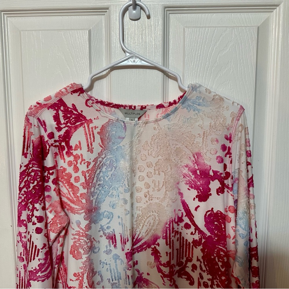 Multiples. Size Petite Large. 3/4 Sleeve Multicolor Abstract Print Top - Picture 3 of 3